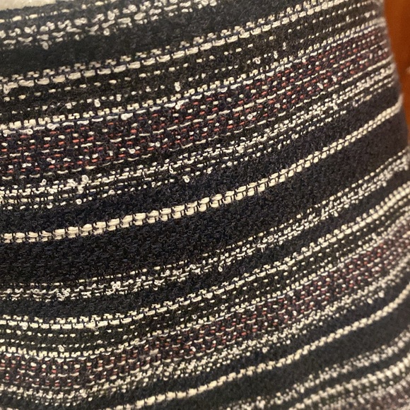 LOFT outlet midsize skirt, size medium - Picture 2 of 3